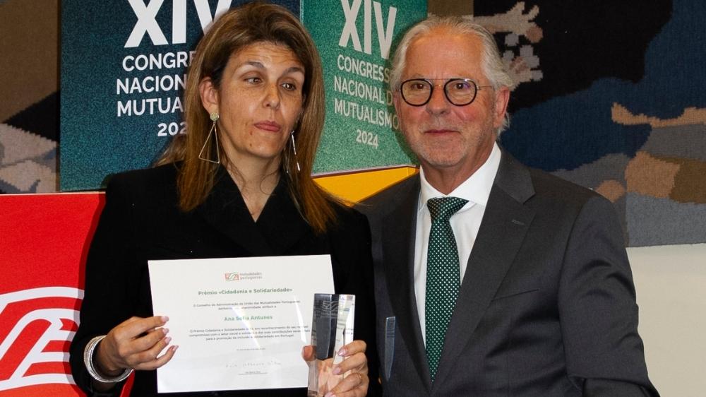 Prémio Cidadania e Solidariedade atribuído a Ana Sofia Antunes Prémio Cidadania e Solidariedade atribuído a Ana Sofia Antunes