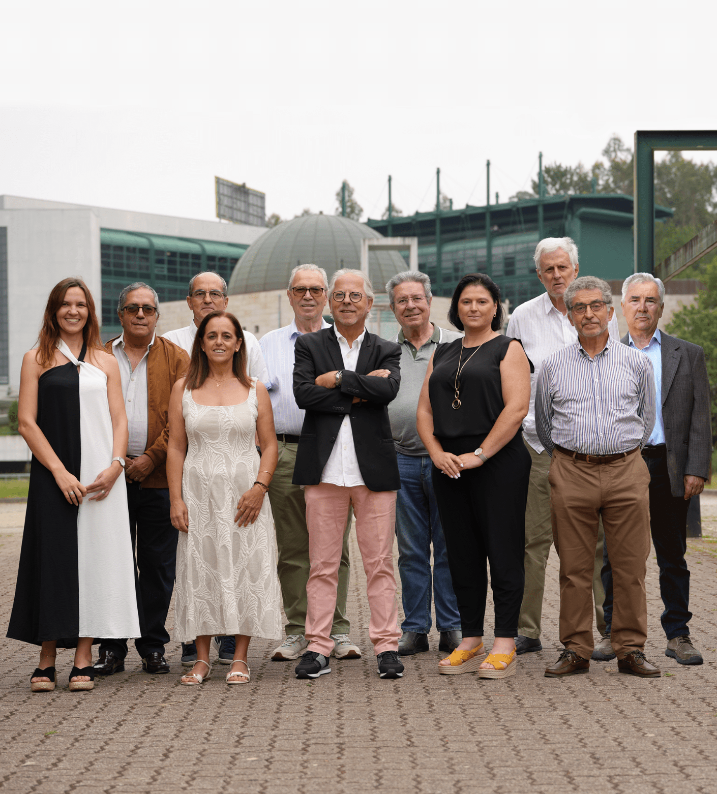 Foto de grupo dos Órgãos Associativos 2025-2028