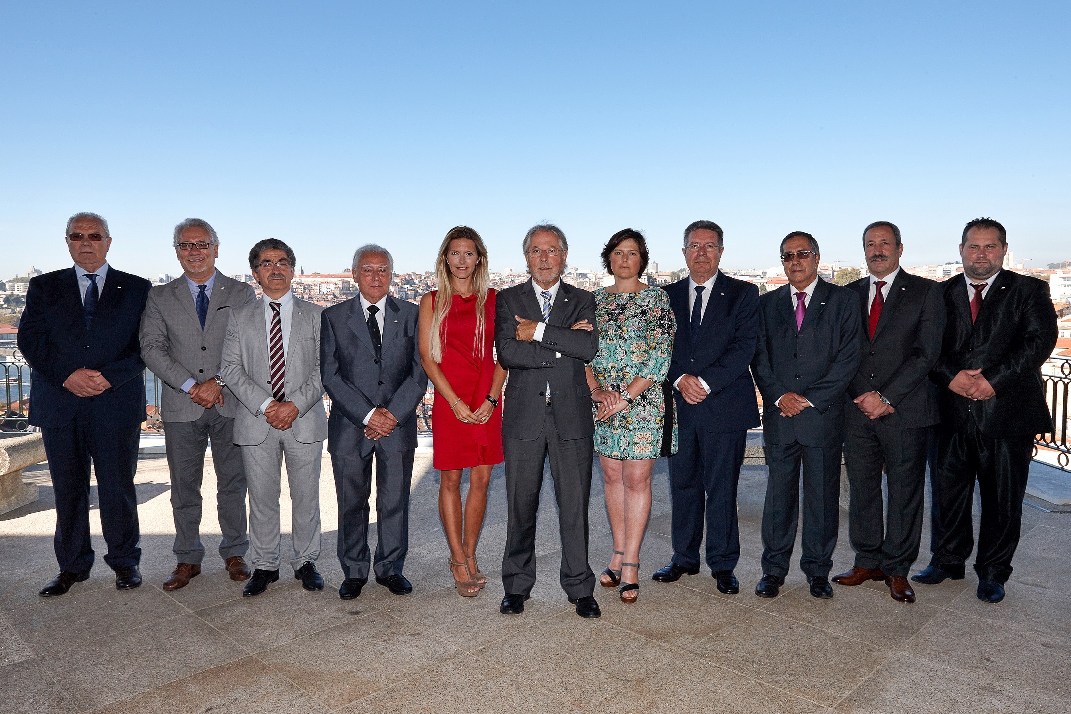 Foto de grupo dos Órgãos Associativos 2019-2020