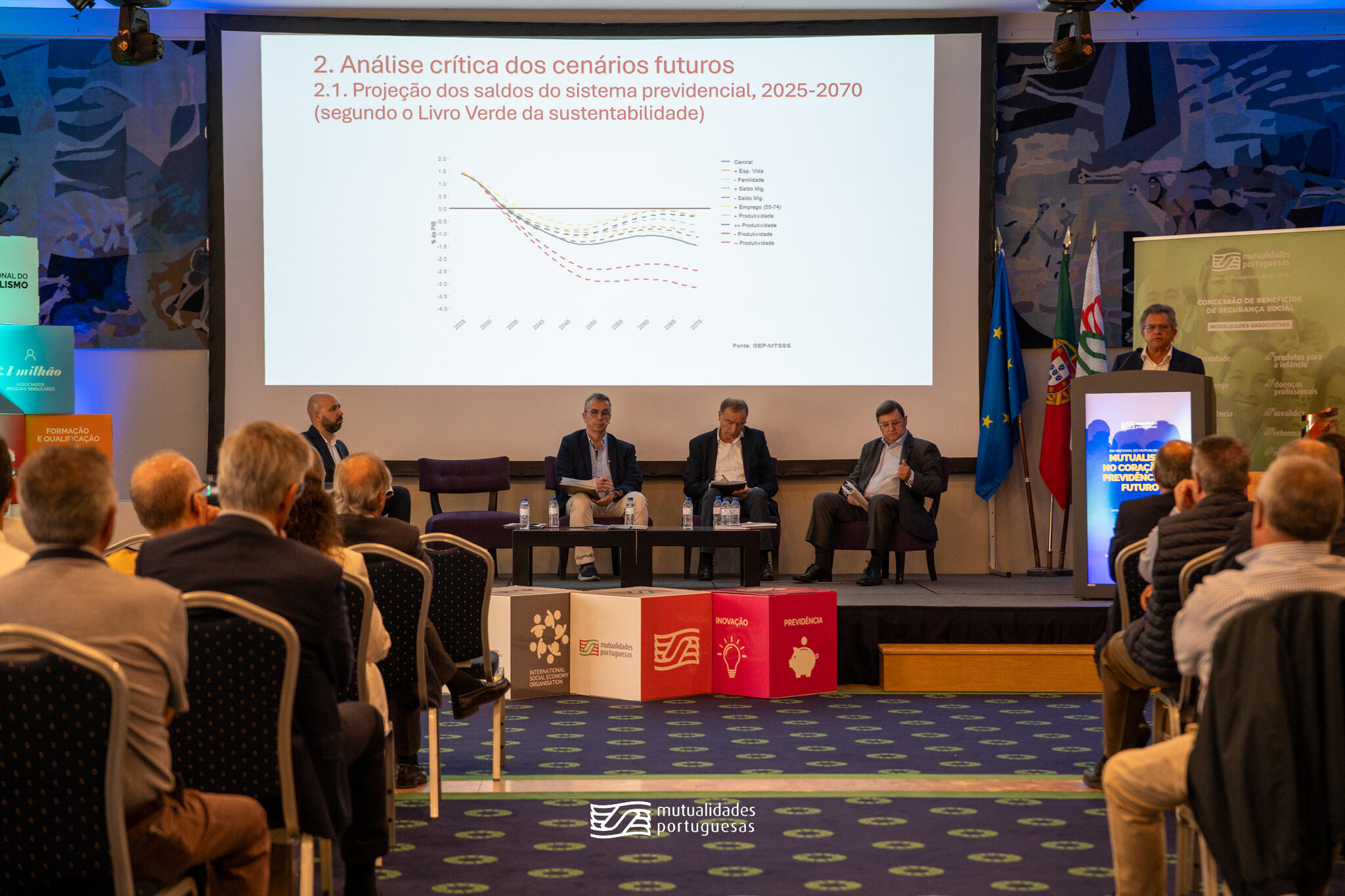 Especialistas defendem regime fiscal mais atrativo na poupança Especialistas defendem regime fiscal mais atrativo na poupança